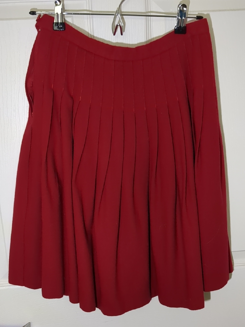 Jones New York Red Pleated Wool Skirt
